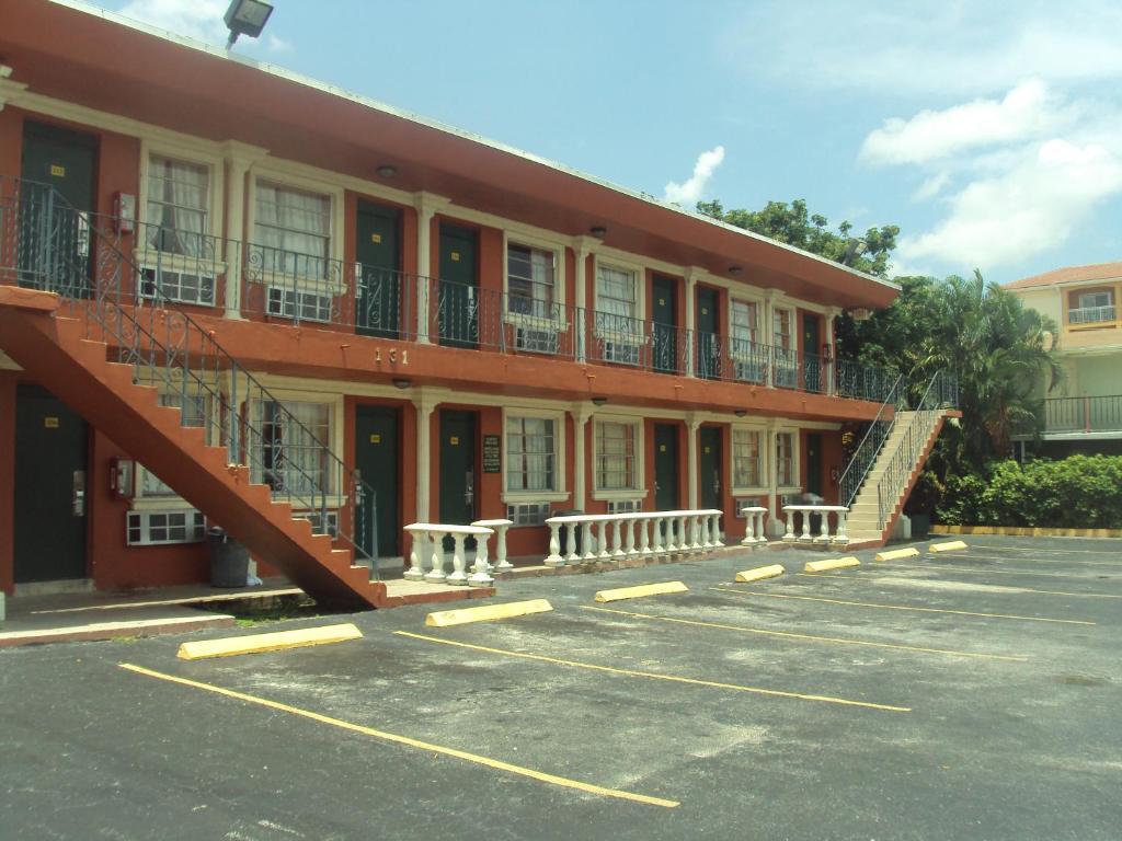 Hialeah Executive Motel Майами-Спрингс Экстерьер фото