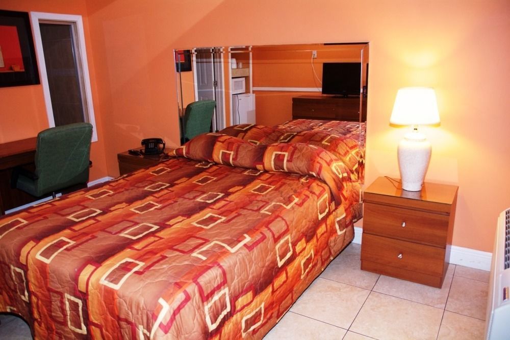 Hialeah Executive Motel Майами-Спрингс Экстерьер фото